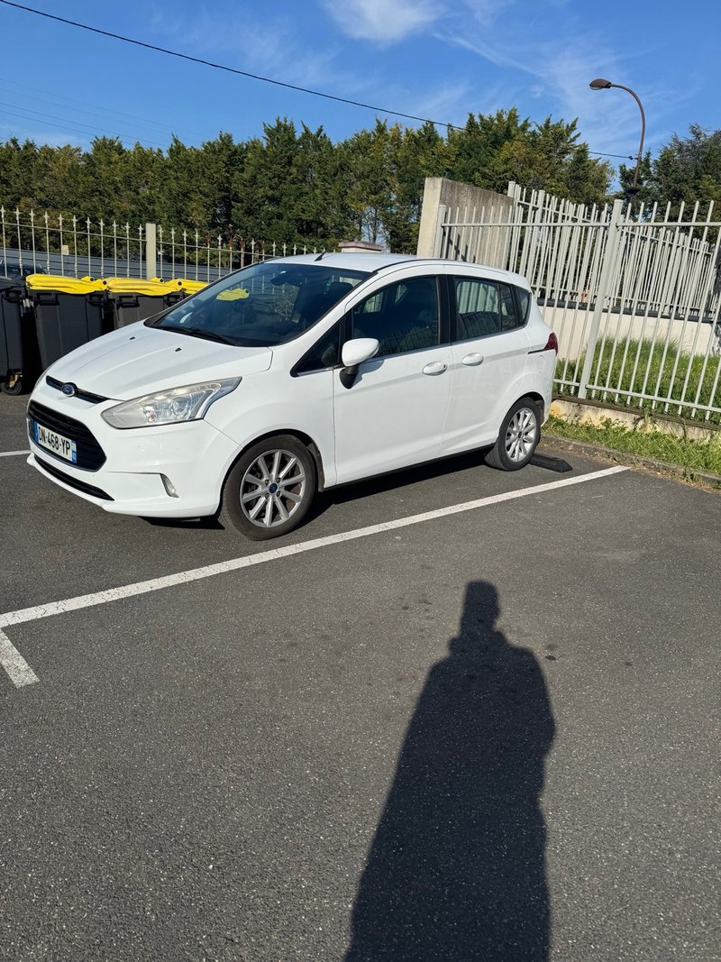 Ford B-MAX 2015 - foto 1