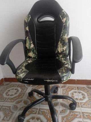 Silla de oficina con diseño camuflaje