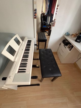 Piano Yamaha NP-15 + Banqueta + Soporte (abril/25)