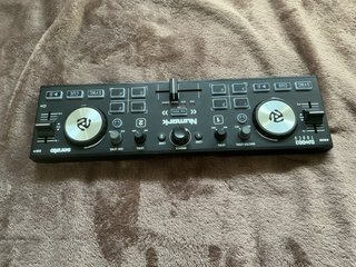 IMPECABLE - Controlador DJ Numark DJ2GO2 Touch