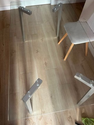 Mesa de comedor cristal y metal