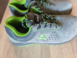 Zapatos de seguridad mujer Oriocx grises y verdes