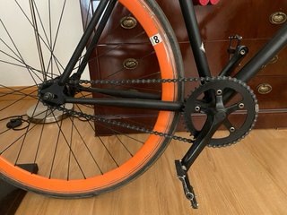 Bicicleta FABRICBIKE Fixie Negra Ruedas Naranja