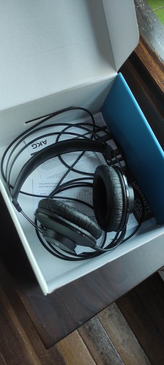 Auriculares AKG K52 Negro Casi Nuevos