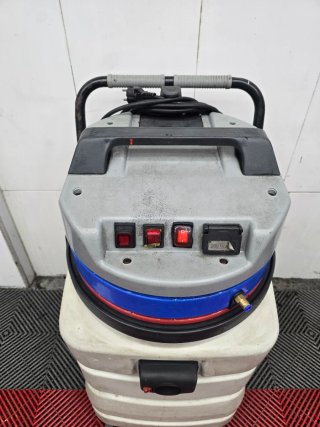 Aspirador Industrial Seco/Húmedo 3 Motores