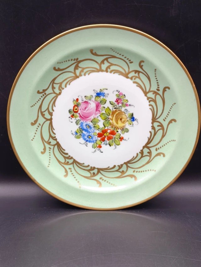 Plato antiguo pintado a mano Limoges