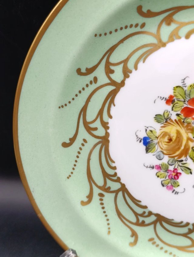 Plato antiguo pintado a mano Limoges