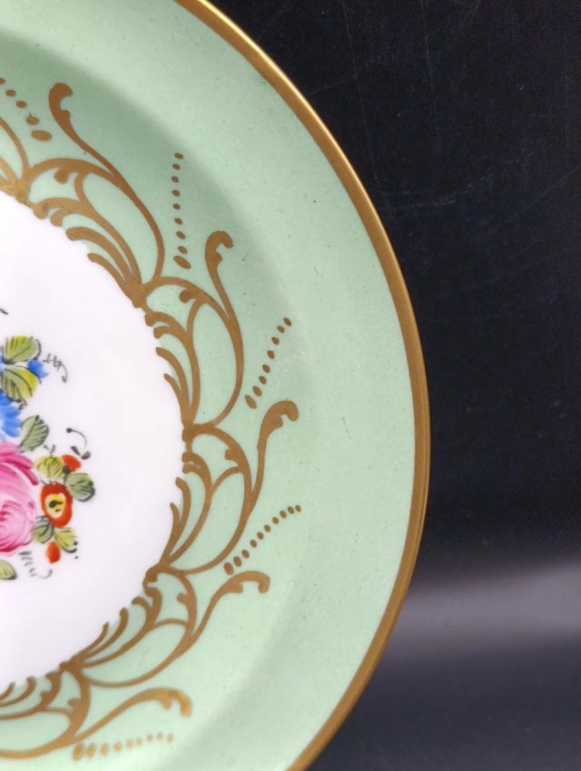 Plato antiguo pintado a mano Limoges