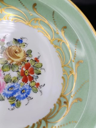 Plato antiguo pintado a mano Limoges