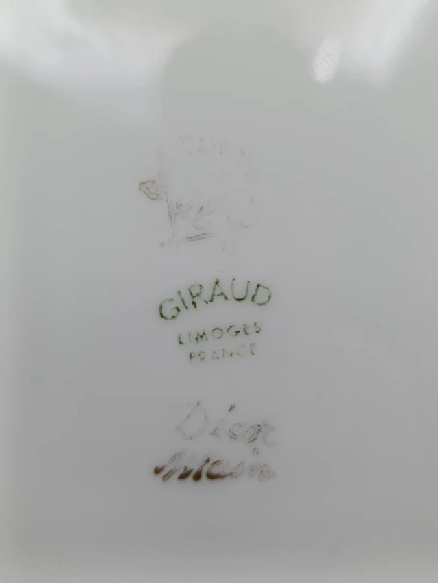 Plato antiguo pintado a mano Limoges