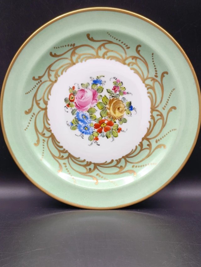 Plato antiguo pintado a mano Limoges