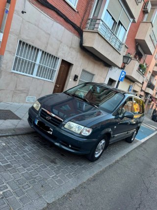 Hyundai Trajet 2008