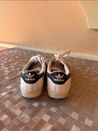 Adidas Superstar Blancas y Negras Talla 38