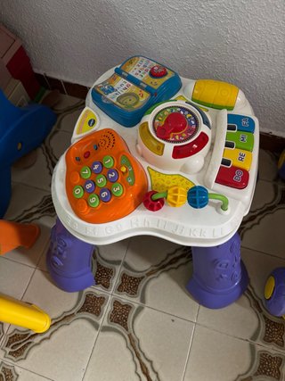 Mesa de juegos VTech para bebés