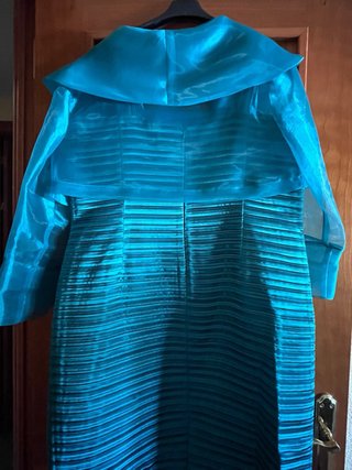Vestido fiesta azul con chaqueta