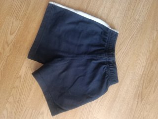 Pantalón corto colegio Atenea