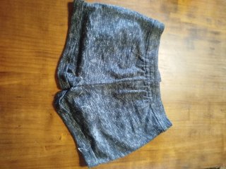 Pantalón gris jaspeado