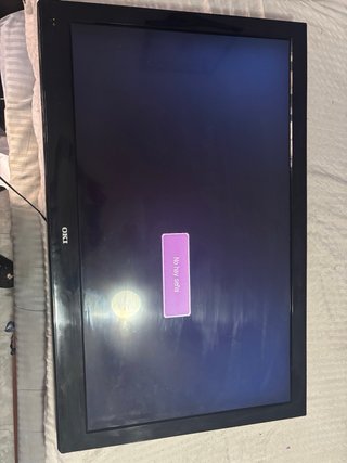 Televisión OKI para piezas.
