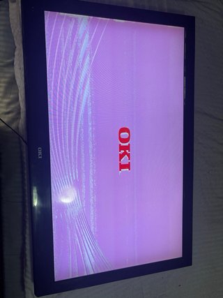 Televisión OKI para piezas.