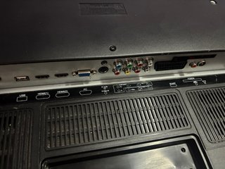 Televisión OKI para piezas.