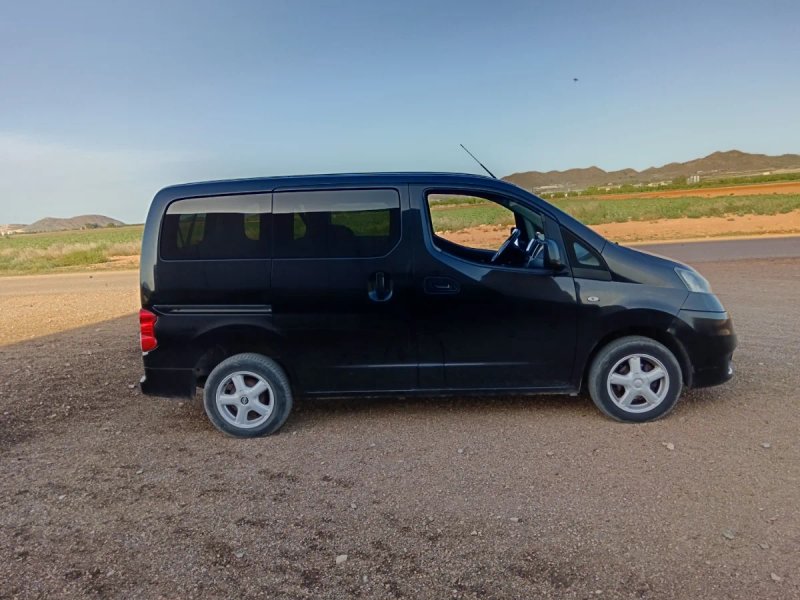 Nissan Evalia 2012 - foto 1