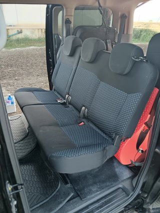 Nissan Evalia 2012