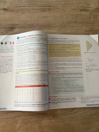 Libro Fisica y Quimica. Primero Bachillerato