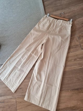 Pantalón wide beige