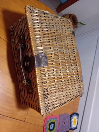 Cesta de picnic de mimbre