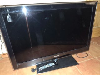 Samsung TV 40” Full HD 3D Smart TV