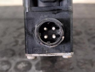 110468 valvula suspension 21083657 renault magnum