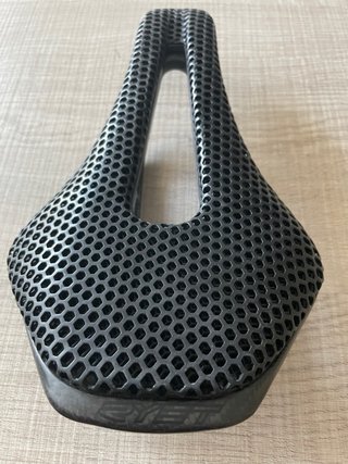 Sillín Ryet de bicicleta negro