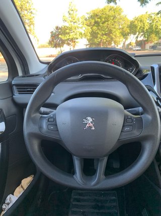Peugeot 208 Active BlueHDi 2019