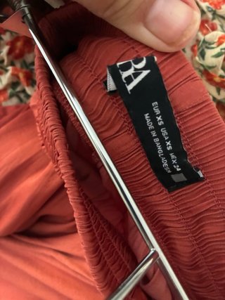 Pantalón ancho fluido Zara Caldera