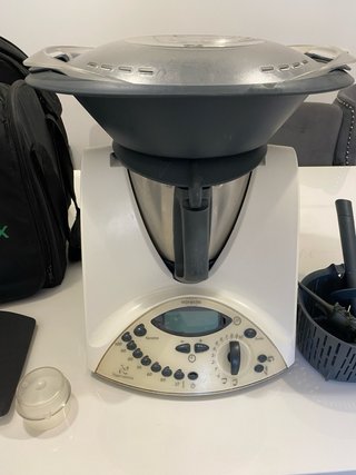 Thermomix TM31 con accesorios y bolsa