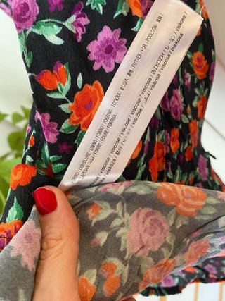 Vestido mini flores Bershka Talla S
