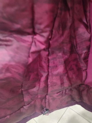 Chaqueta Quechua impermeable rosa y morada