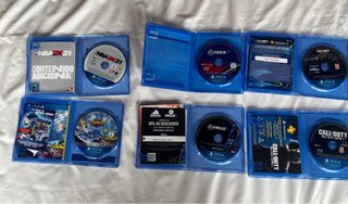 Juegos PS4: COD Black Ops III,WWII FIFA 19, 22