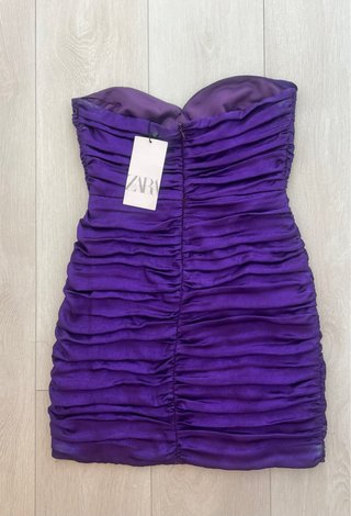 Vestido palabra de honor morado