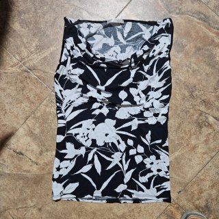 Maglia donna fantasia floreale bianco/nero