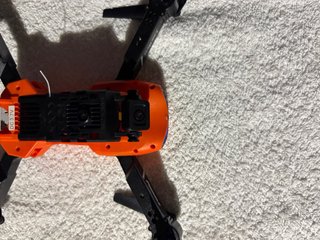 Dron con cámara Naranja y Negro