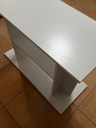 Soporte blanco para pecera
