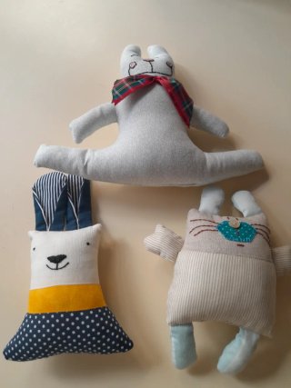 Muñeco de tela artesanal único