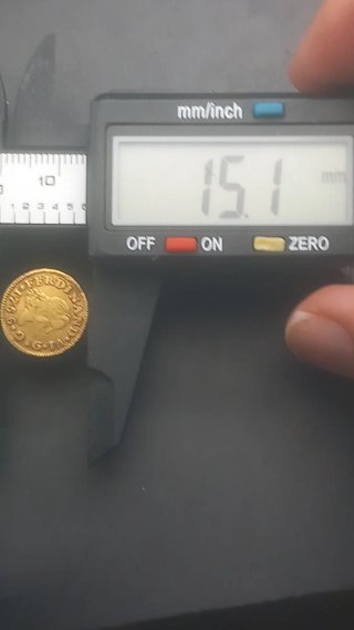 Moneda Medio Escudo Oro 1756