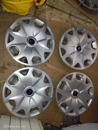 4 Tapacubos Ford Transit Connect 16