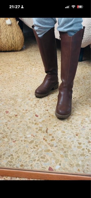 Botas altas marrones