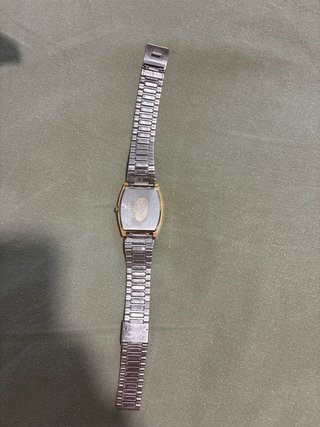 Reloj Orient VX Quartz Dorado