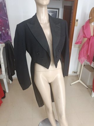 chaqué negro