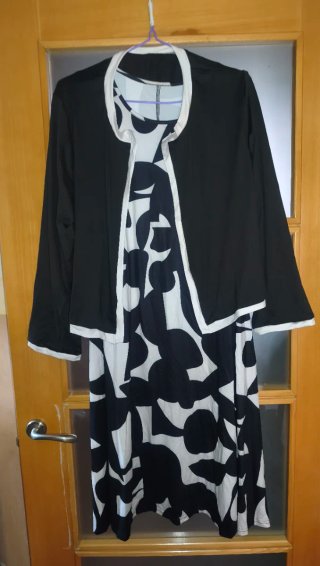 Conjunto Vestido sin mangas y Chaqueta Corta