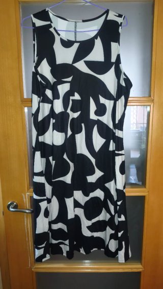 Conjunto Vestido sin mangas y Chaqueta Corta